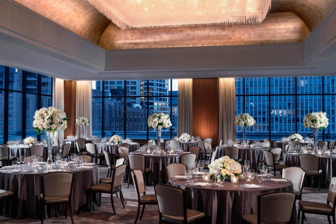 The Ritz-Carlton, Chicago Hotel Exterior photo